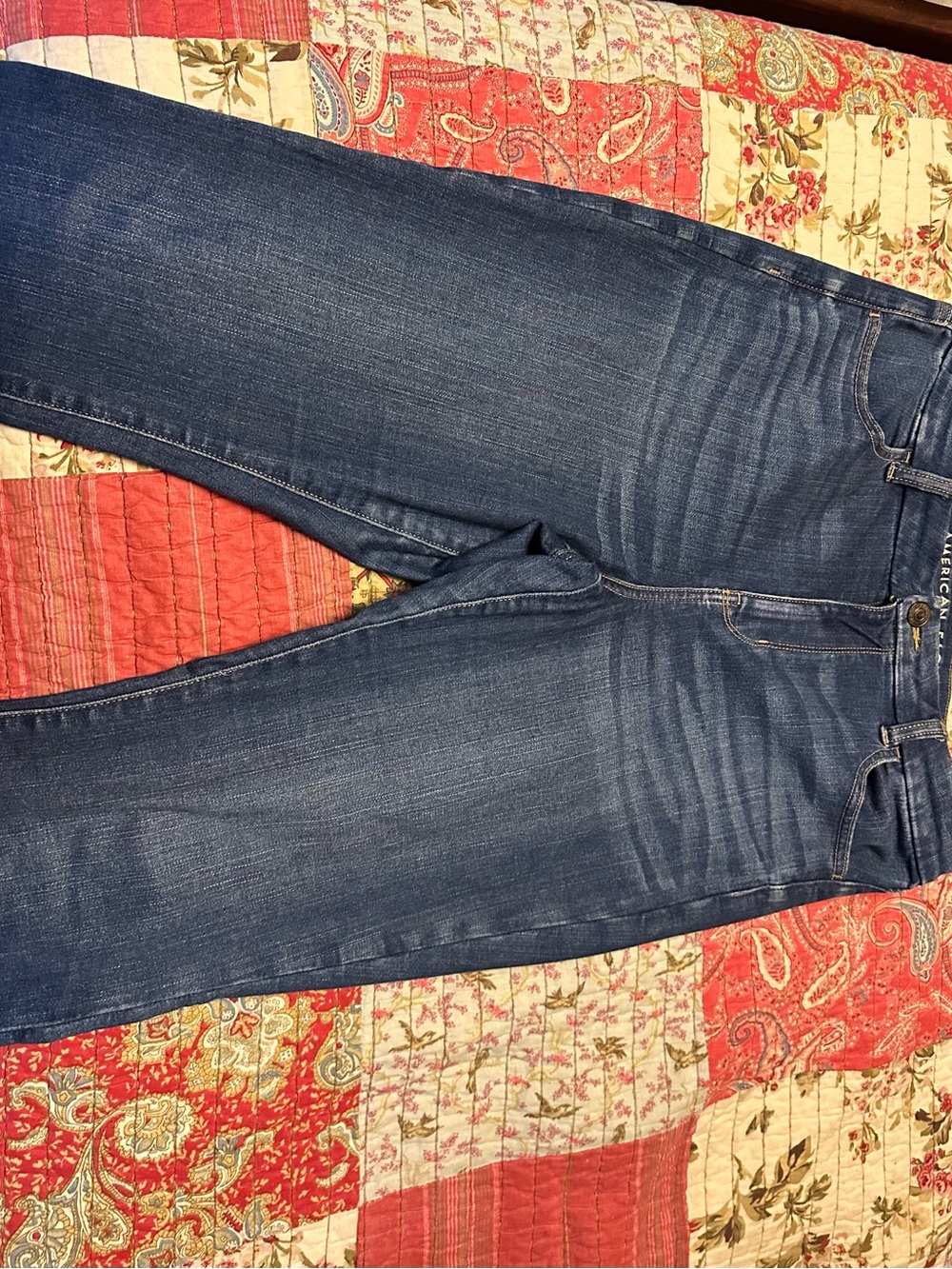 American Eagle Outfitters Women's Straight Leg Blue Jeans